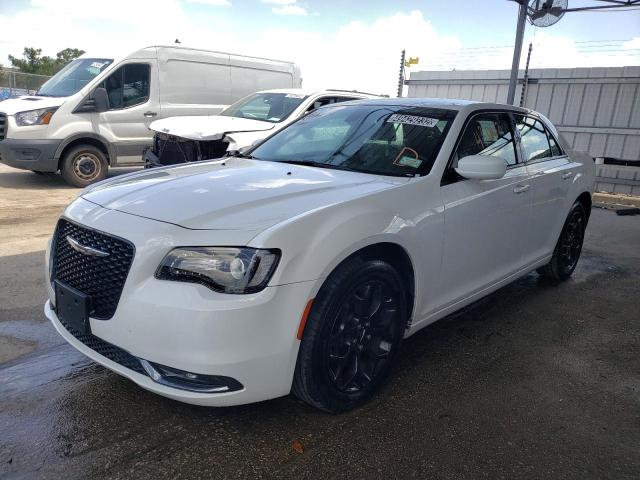 Photo 2 from auction – 2020 CHRYSLER 300 S with VIN 2C3CCAGG6LH154813