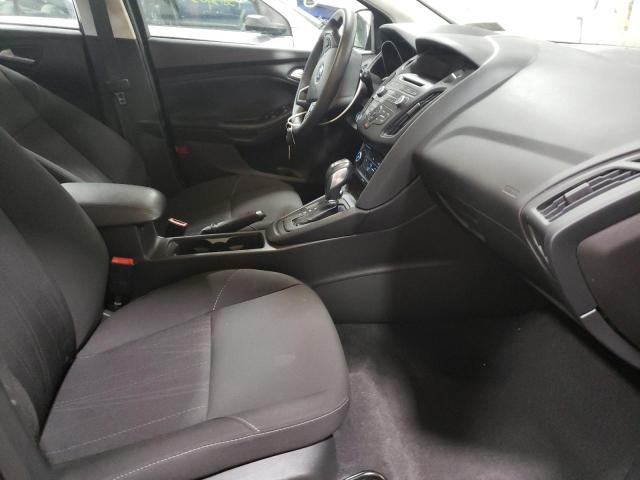 Photo 5 from auction – 2016 FORD FOCUS SE with VIN 1FADP3K28GL352187