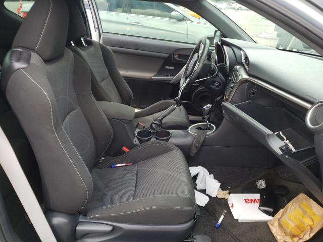 Photo 5 from auction – 2014 TOYOTA SCION TC with VIN JTKJF5C79E3073763