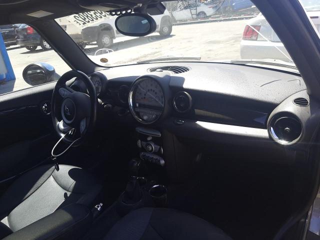 Photo 9 from auction – 2010 MINI COOPER CLU with VIN WMWML3C57ATX38943