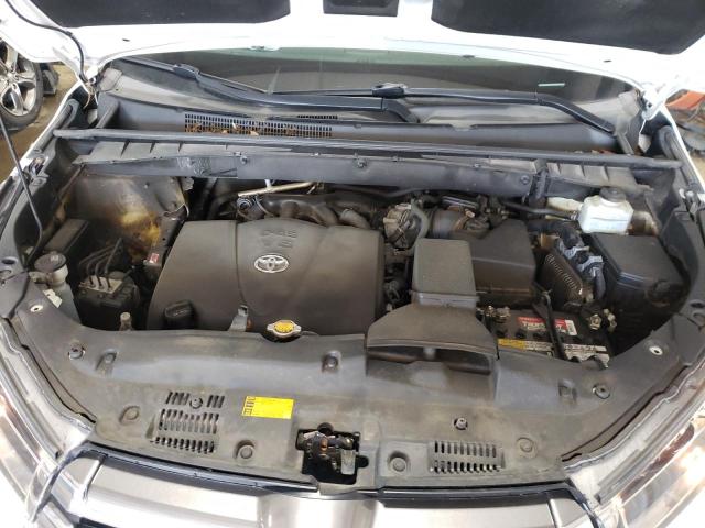 Фото 7 с аукциона – 2017 TOYOTA HIGHLANDER с VIN 5TDDZRFH9HS455088