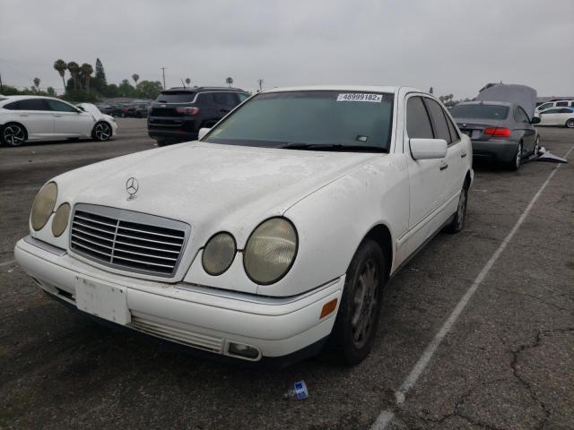 Photo 2 from auction – 1998 MERCEDES-BENZ E 320 with VIN WDBJF65F9WA700975