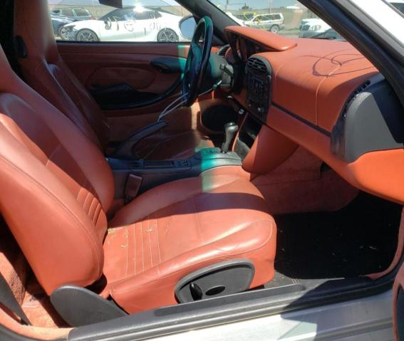 Photo 5 from auction – 1999 PORSCHE BOXSTER with VIN WP0CA2986XU630686