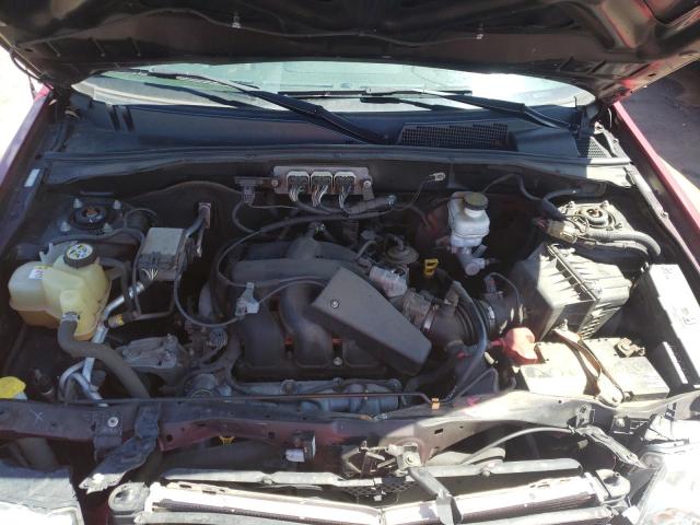 Photo 7 from auction – 2008 FORD ESCAPE LIM with VIN 1FMCU94118KC16220