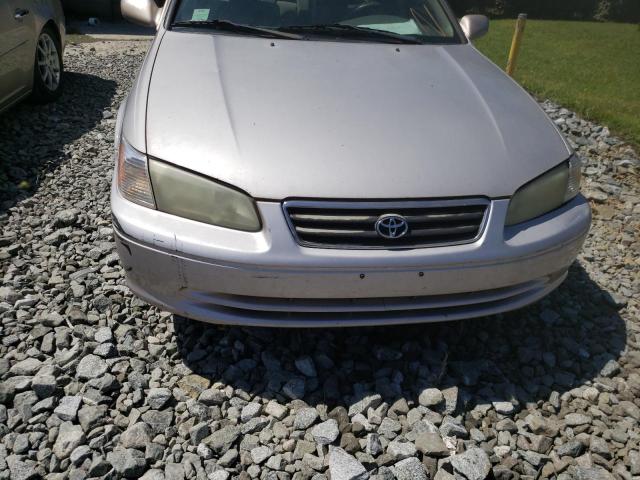 Photo 9 from auction – 2001 TOYOTA CAMRY CE with VIN 4T1BG22K31U120475