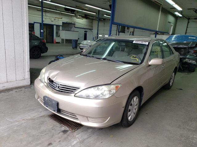 Photo 2 from auction – 2005 TOYOTA CAMRY LE with VIN 4T1BE32K05U082477