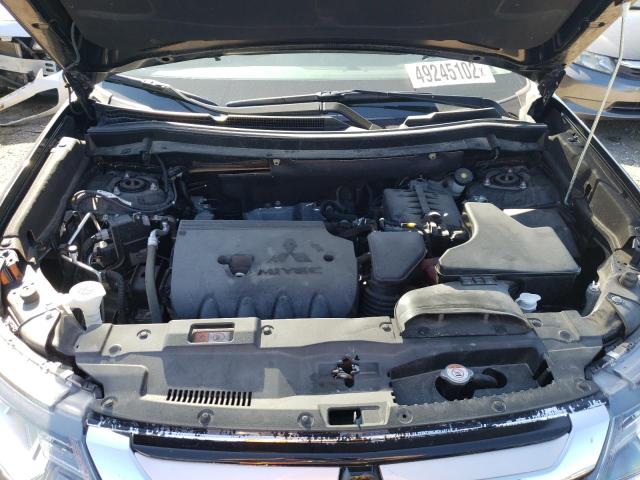 Photo 7 from auction – 2018 MITSUBISHI OUTLANDER with VIN JA4AZ2A37JZ013740