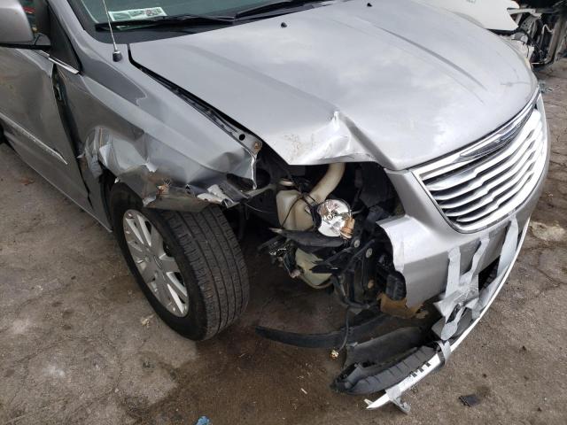 Photo 9 from auction – 2014 CHRYSLER TOWN & COU with VIN 2C4RC1BG8ER395752