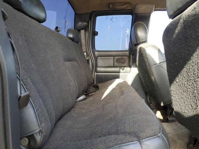 Photo 6 from auction – 2002 CHEVROLET SILVERADO with VIN 2GCEK19T821369067