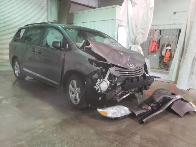 Photo 1 from auction – 2017 TOYOTA SIENNA LE with VIN 5TDKZ3DC9HS776379