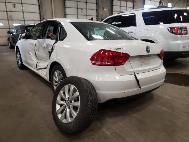 Photo 3 from auction – 2015 VOLKSWAGEN PASSAT S with VIN 1VWAS7A32FC053349