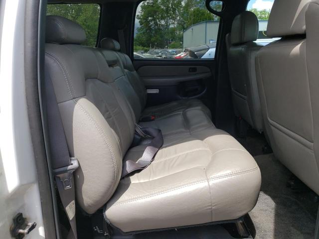 Photo 6 from auction – 2002 CHEVROLET SUBURBAN K with VIN 3GNFK16Z52G333526