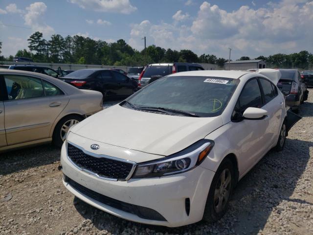 Photo 2 from auction – 2017 KIA FORTE LX with VIN 3KPFK4A75HE068191