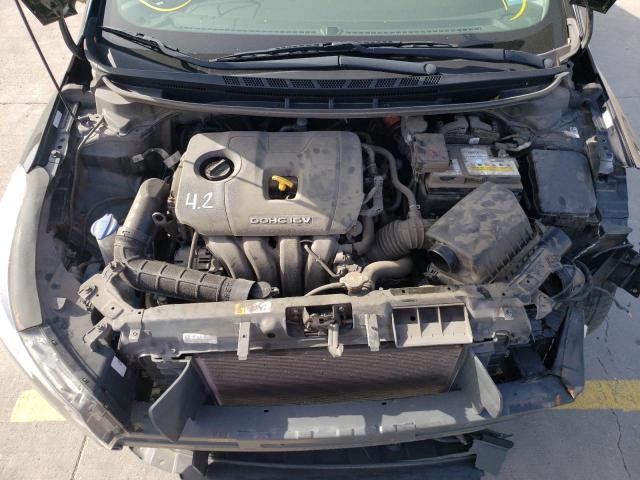 Photo 7 from auction – 2018 KIA FORTE LX with VIN 3KPFK4A70JE236549