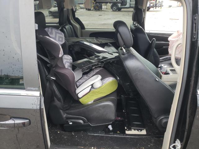 Photo 6 from auction – 2013 CHRYSLER TOWN & COU with VIN 2C4RC1BG4DR555513