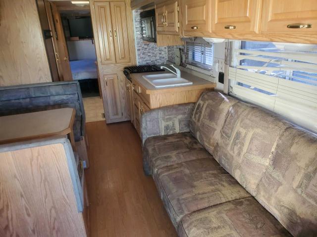 Photo 6 from auction – 2002 ROADMASTER RAIL STRAIGHT R with VIN 1RF31346621019796