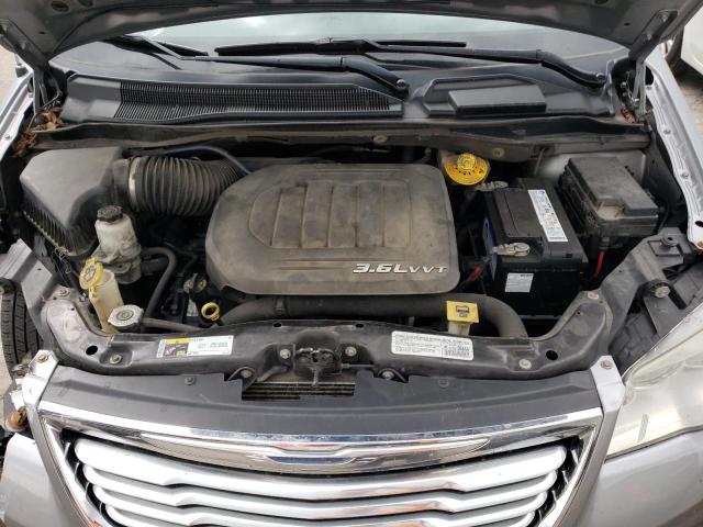Photo 7 from auction – 2014 CHRYSLER TOWN & COU with VIN 2C4RC1BG8ER395752