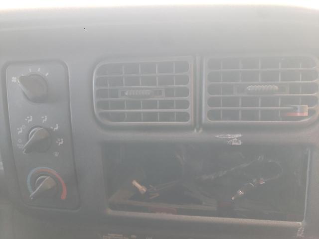 Photo 9 from auction – 1998 DODGE DAKOTA with VIN 1B7FL26X4WS700974