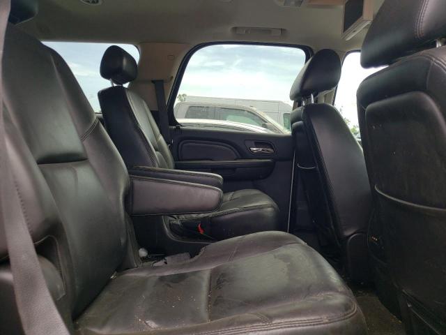 Photo 6 from auction – 2010 GMC YUKON DENA with VIN 1GKUKEEF6AR279090