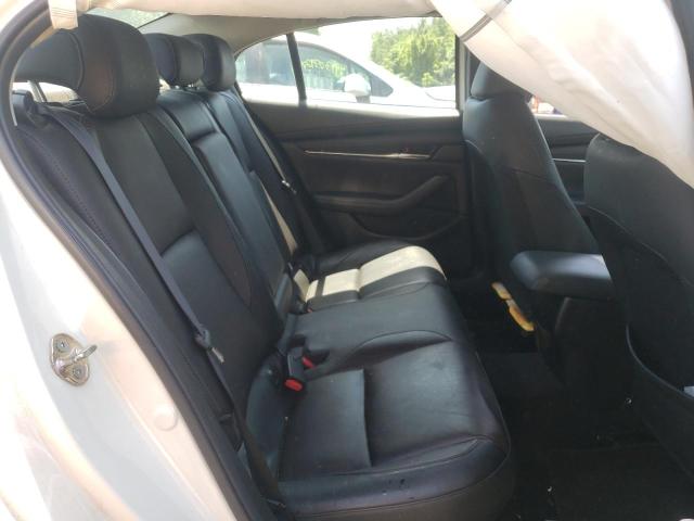 Photo 6 from auction – 2019 MAZDA 3 PREMIUM with VIN 3MZBPAEM5KM102154