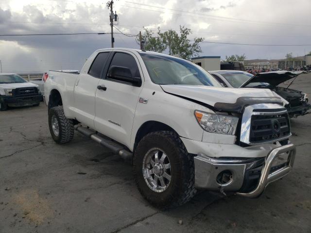 Photo 1 from auction – 2011 TOYOTA TUNDRA DOU with VIN 5TFUY5F11BX200225