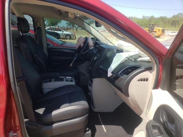 Photo 5 from auction – 2016 CHRYSLER TOWN & COU with VIN 2C4RC1BG5GR127230