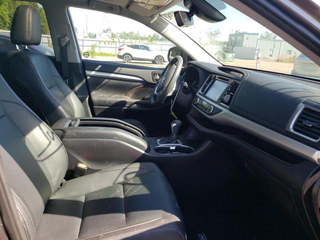 Photo 5 from auction – 2019 TOYOTA HIGHLANDER with VIN 5TDJZRFH3KS729928
