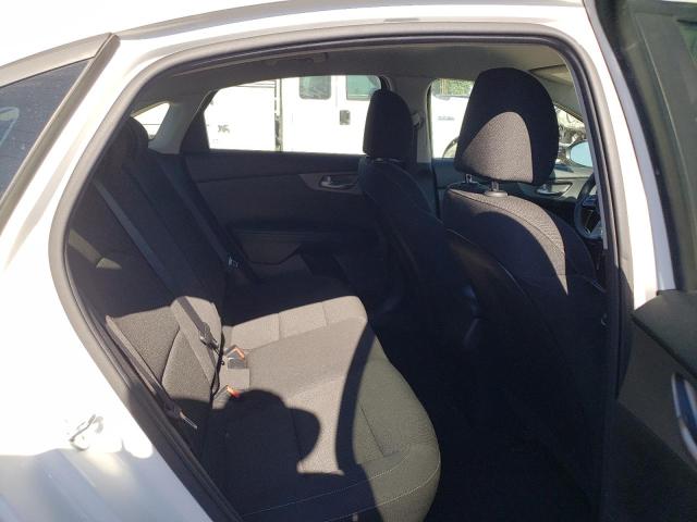 Photo 6 from auction – 2019 KIA FORTE FE with VIN 3KPF24ADXKE070211