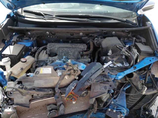 Photo 7 from auction – 2016 TOYOTA RAV4 SE with VIN JTMJFREVXGJ071030