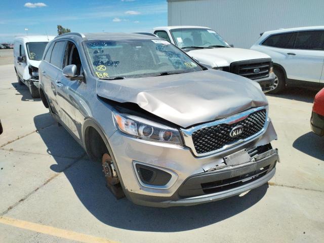 KIA SORENTO LX 2018 with VIN 5XYPGDA31JG349397 - Photo from auction