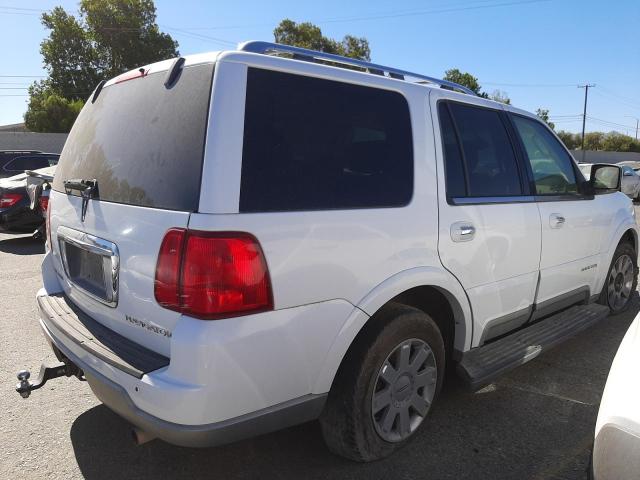 Photo 4 from auction – 2004 LINCOLN NAVIGATOR with VIN 5LMFU27R44LJ29225