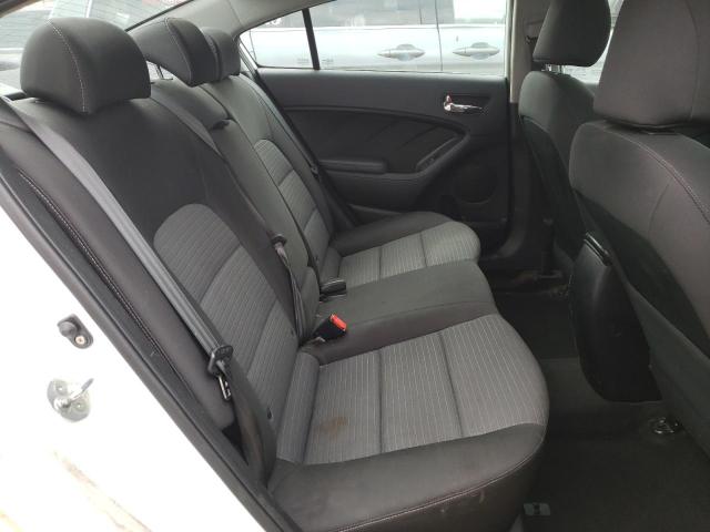 Photo 6 from auction – 2015 KIA FORTE LX with VIN KNAFX4A68F5310325