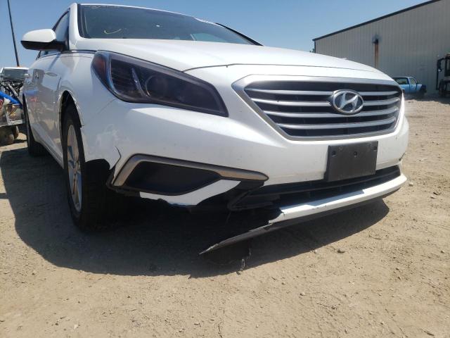 Photo 9 from auction – 2017 HYUNDAI SONATA SE with VIN 5NPE24AFXHH460498