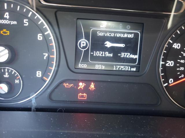 Photo 8 from auction – 2016 KIA SORENTO LX with VIN 5XYPG4A38GG045802