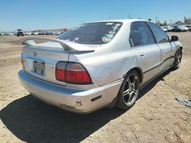 Photo 4 from auction – 1997 HONDA ACCORD LX with VIN 1HGCD5630VA005282