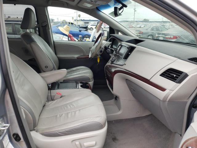 Photo 5 from auction – 2011 TOYOTA SIENNA XLE with VIN 5TDDK3DC9BS011824