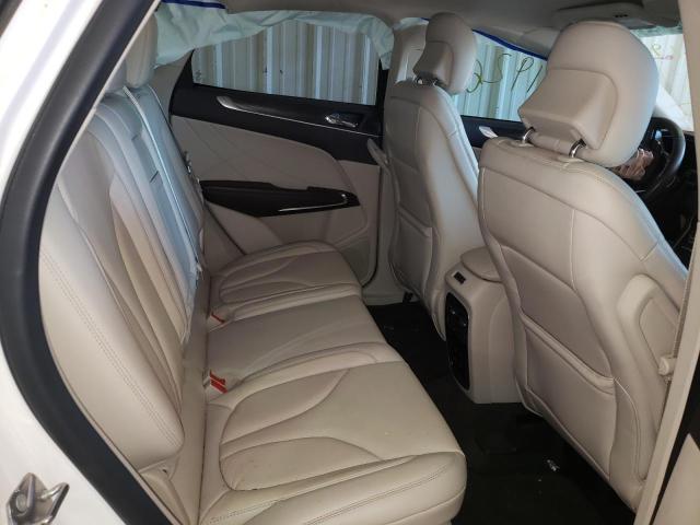 Photo 6 from auction – 2019 LINCOLN MKC RESERV with VIN 5LMCJ3C92KUL31950