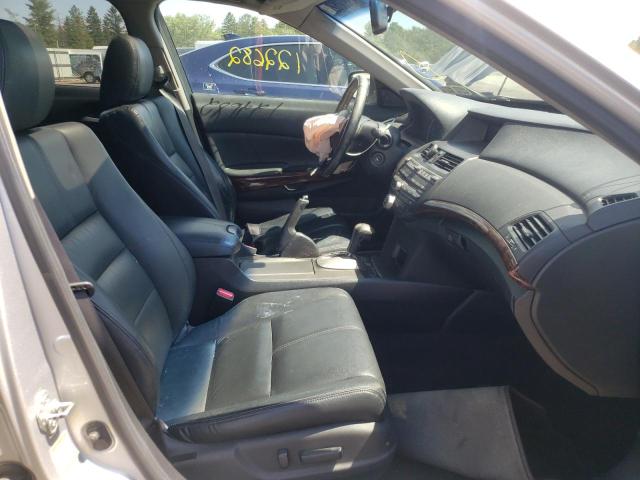 Photo 5 from auction – 2011 HONDA ACCORD CRO with VIN 5J6TF2H54BL003793