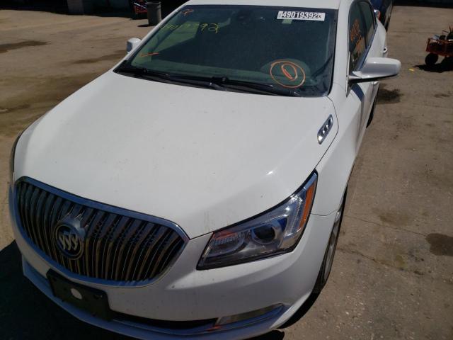 Photo 9 from auction – 2016 BUICK LACROSSE with VIN 1G4GB5G32GF254706