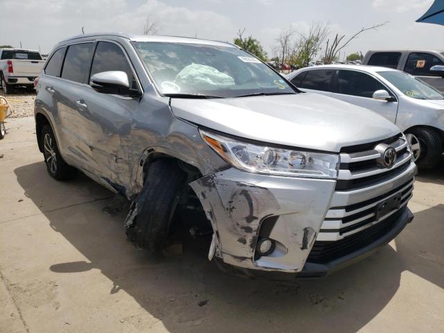 TOYOTA HIGHLANDER 2017 with VIN 5TDKZRFH7HS522214 - Photo from auction