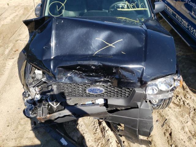 Photo 7 from auction – 2006 FORD ESCAPE LIM with VIN 1FMYU94166KA85529