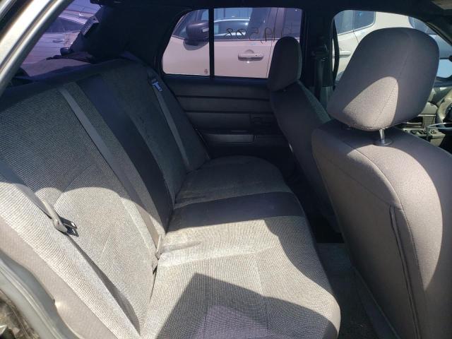 Photo 6 from auction – 2005 FORD CROWN VICT with VIN 2FAHP71W35X154503