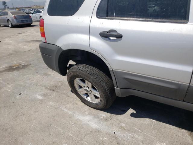 Photo 9 from auction – 2005 FORD ESCAPE HEV with VIN 1FMYU95HX5KC07660