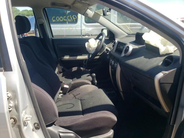 Photo 5 from auction – 2005 TOYOTA SCION XA with VIN JTKKT624550101277
