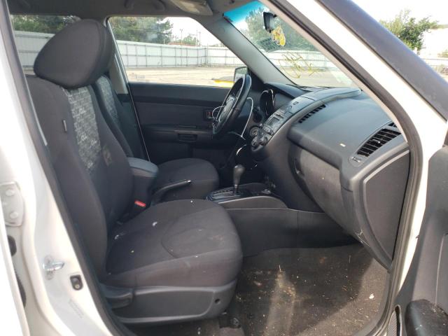 Photo 5 from auction – 2010 KIA SOUL + with VIN KNDJT2A27A7116697
