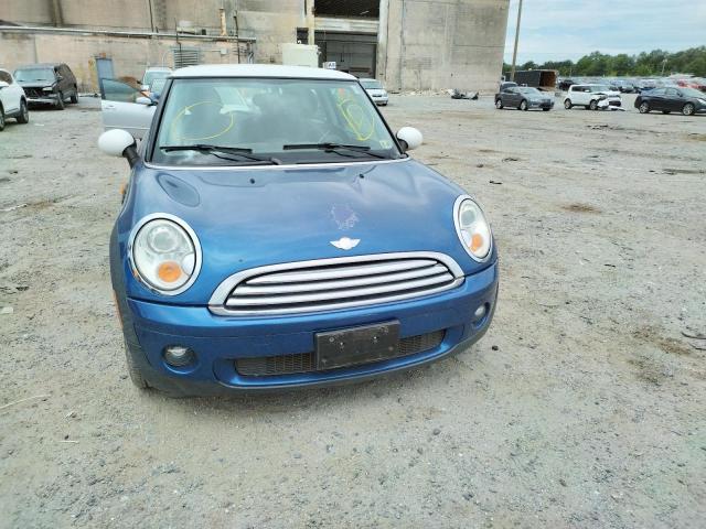 Photo 9 from auction – 2008 MINI COOPER with VIN WMWMF33518TU68321