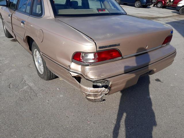 Photo 9 from auction – 1992 FORD CROWN VICT with VIN 2FALP74W0NX246609