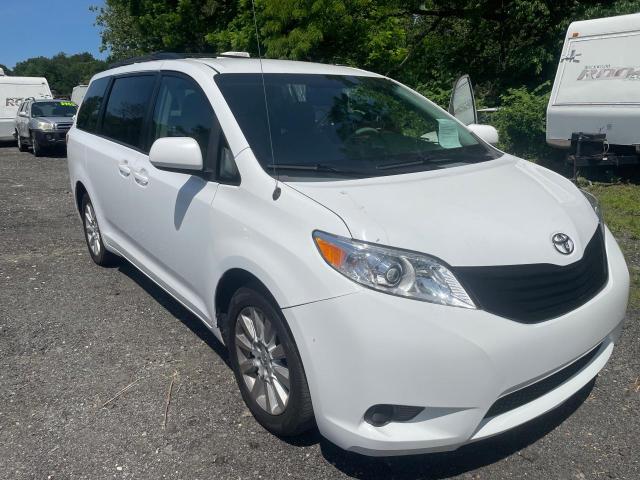 TOYOTA SIENNA LE 2013 with VIN 5TDJK3DC2DS058618 - Photo from auction