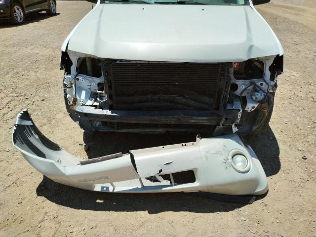 Photo 9 from auction – 2009 FORD ESCAPE XLS with VIN 1FMCU02719KB08605