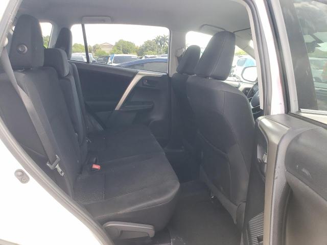 Photo 6 from auction – 2015 TOYOTA RAV4 LE with VIN 2T3BFREV2FW339914